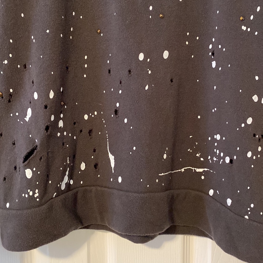 Chaser charcoal paint splatter and stud distressed sweatshirt w holes
Aisle “i - Picture 3 of 8